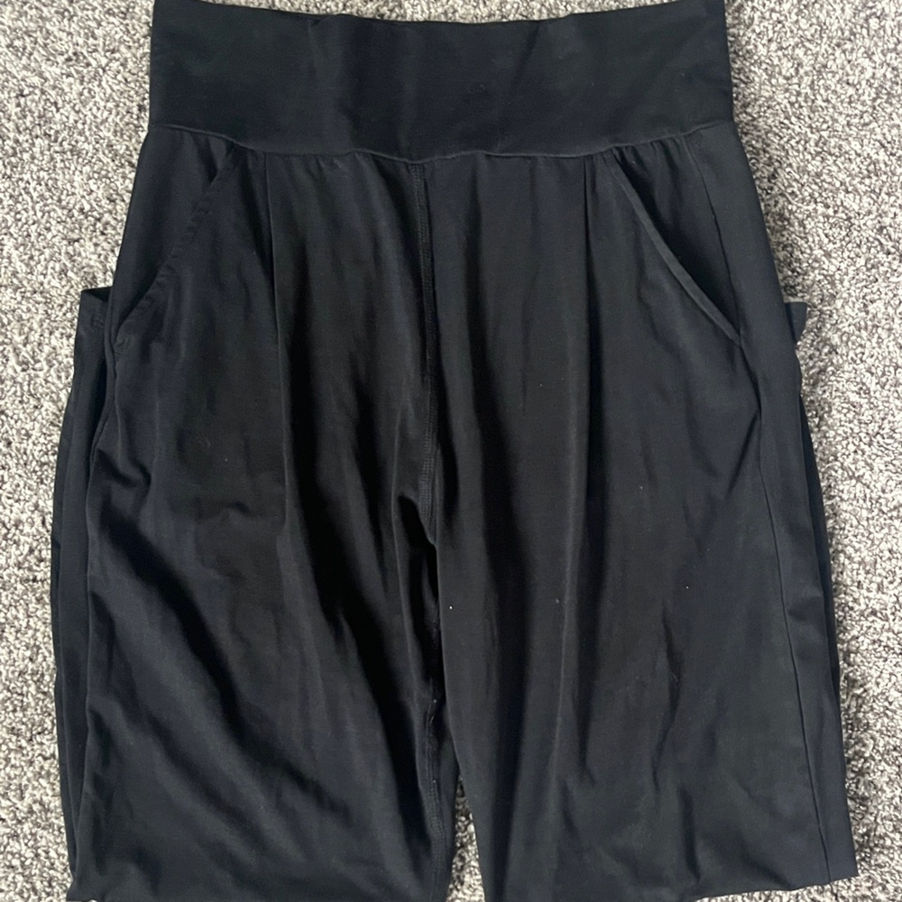 Vuori pants - Size M.